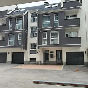 https://narodno-horo.sofiahotelsbg.com